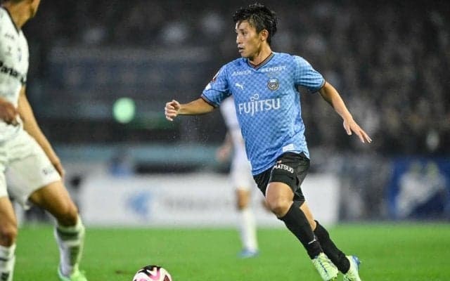 【鬼木達監督退任直後の試合で、川崎の選手が涙を流したワケ(2)】橘田健人が「いまの自分がいるのも、オニさんのおかげ」とこらえた涙……「……本当に勝ちたかった」