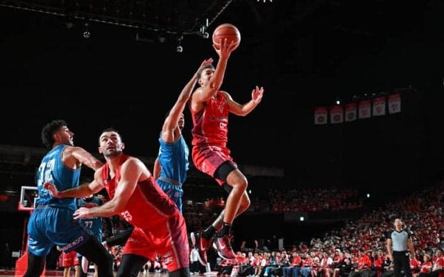 ムーニーが21得点14リバウンド…千葉Jが今季好スタートの京都とのGame1を制す