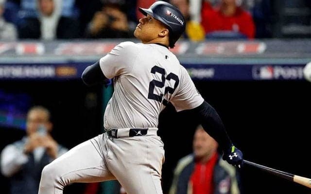 1047億円でも…天才25歳にヤ軍同僚が“残留要請”　歓喜の一撃に絶叫「仲間に大金を！」