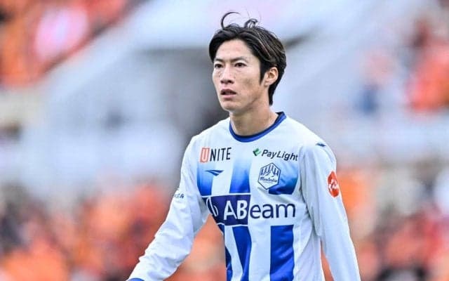 【鹿島を離れて3か月、J2山形のJ1昇格請負人へ。土居聖真の今(2)】「今は鹿島を気にかける余裕があんまりない」とは言うものの……。古巣クラブと故郷クラブへの気持ちの中で