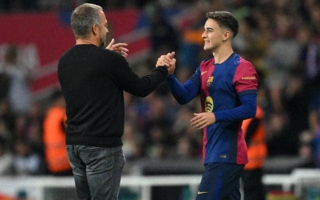 ガビ復帰にバルセロナ指揮官も心打たれる　「ファンの姿は鳥肌もの」