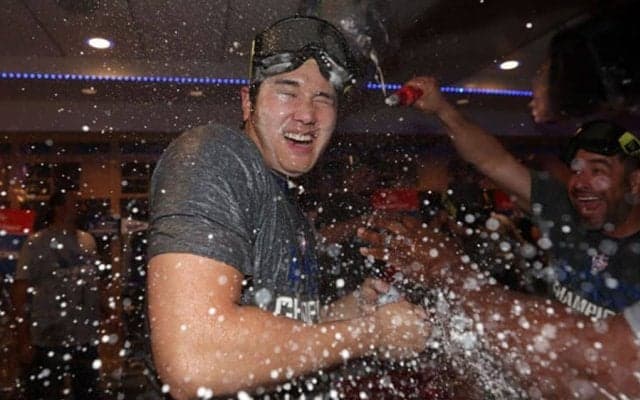 大谷翔平のせいで…美人レポーター“びしょ濡れ”　思わぬ襲撃にX騒然「何度見てもいい」