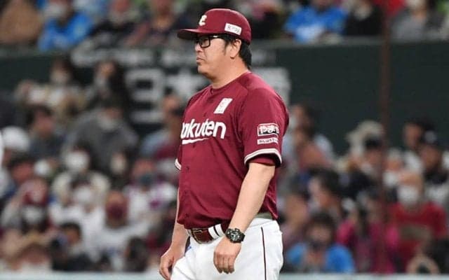 楽天、小山投手コーチが退団　本人の申し出…球団発表、首脳陣の入れ替え進む