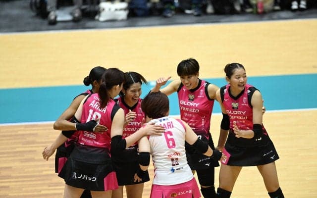 SVリーグ女子　姫路がホームで2戦連続のフルセットを制し連勝　デンソーは開幕4連勝