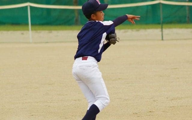 小学生から硬式球を握る“メリット”とは？　日本一7度の名門が取り組む「一貫指導」