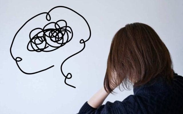 精神的に疲れている人に共通する13のサインとは