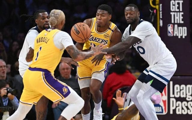 【NBA】開幕戦で18得点を挙げたレイカーズ八村塁　米メディアもアンソニー・デイビスに次ぐ高評価「一貫して積極的に攻撃関与」