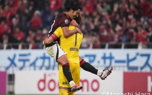 浦和サポーターの｢心遣いの応援｣が引き寄せた薄氷の勝利｢後半AT10分にチアゴ・サンタナが決めた！｣【明治安田J1リーグ　第25節　浦和レッズvs柏レイソル　2024年10月23日 19:33キックオフ】PHOTOギャラリー