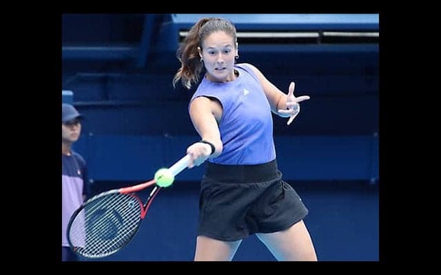  世界9位、逆転勝ちで東レ8強 