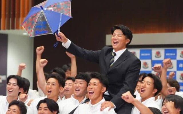 【ヤクルト】中村優斗の一本釣り成功は大きい　2位・4位は村上&山田の“後継者”指名で「補強ポイント」合致のドラフトに