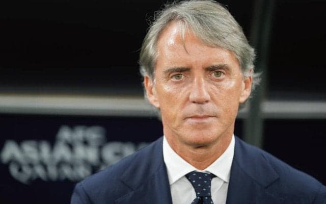 ロベルト・マンチーニは“解任後”にいくら受け取る？ 年俸は推定41億円、契約を3年弱残しての解任、単純計算なら…