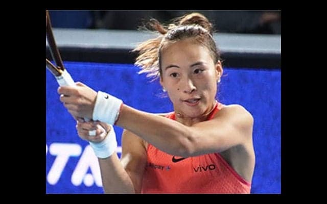 東レ4強出揃う、石井さやかは棄権 