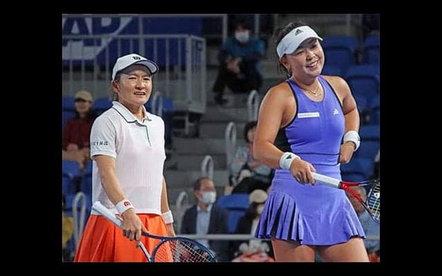 青山/穂積ペア 激闘制し東レ4強