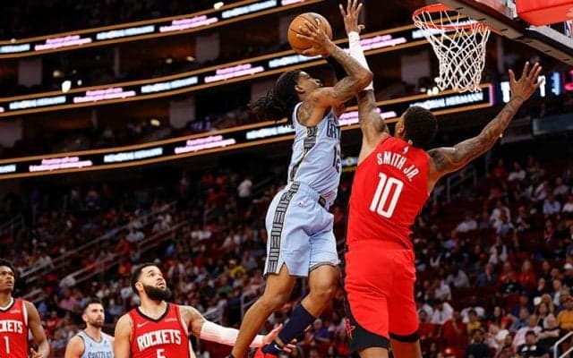 河村勇輝がNBAデビュー果たすもグリズリーズは20点差で敗戦…1勝1敗のタイでホーム開幕戦に