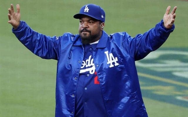 LA出身大スター登場は「さすが華やか」　大谷ら鼓舞…球場大熱狂で「かっこいい」