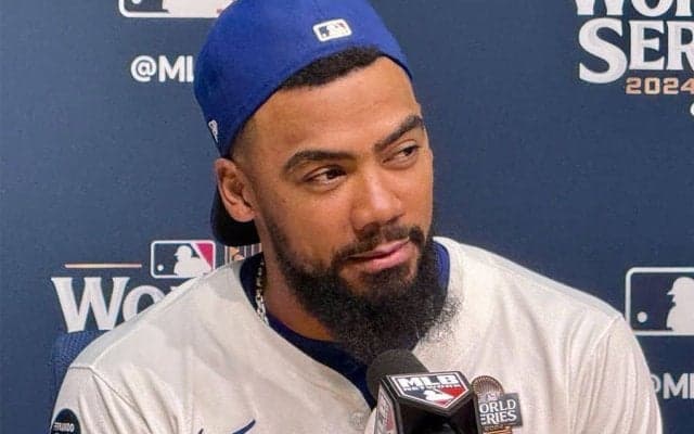 大谷翔平の負傷で「球場全体が静まり返った」　同僚も心配顔「願わくば無事でいて」