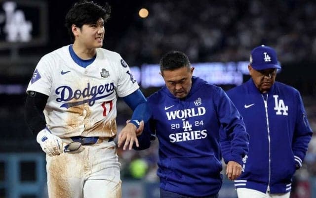 球場去る大谷翔平巡り混乱　監督に質問殺到…警備員が叫び制止「メディアはこっちだ！」