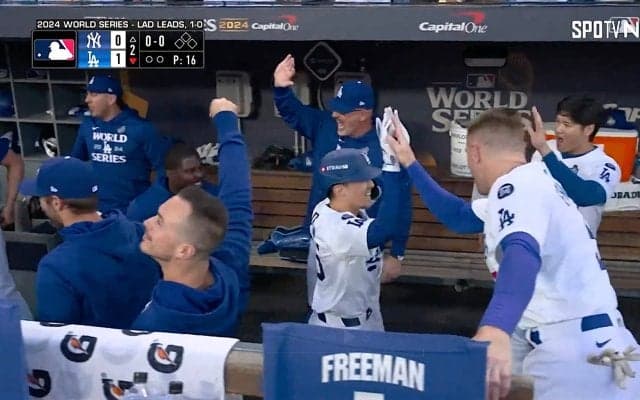 ド軍・伏兵“MVP男”の先制弾に大谷翔平も弾けた！ 「短期決戦の鬼」がまたも一発…チーム一丸物語るベンチのひと幕