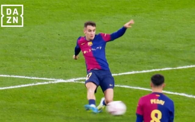 えっ、そこ通すの！？ バルサ逸材MF、“神スルーパス”が脚光「カサドやばすぎる」「よく縦に刺した」マドリード守備陣を粉砕した瞬間
