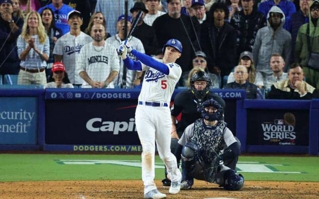 ド軍WSで“ど真ん中”に座っていた超大物　一般席でX仰天「みんな気づいてる？」