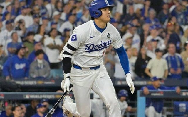 ド軍本拠地に続々と集結…豪華セレブたちに米メディアも注目「スター軍団がやってきた」