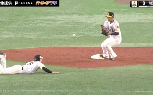 もはや芸術…神の領域！？川瀬&今宮の“美しすぎるゲッツー”が話題「このプレイで決まった」「史上一番のゲッツー」