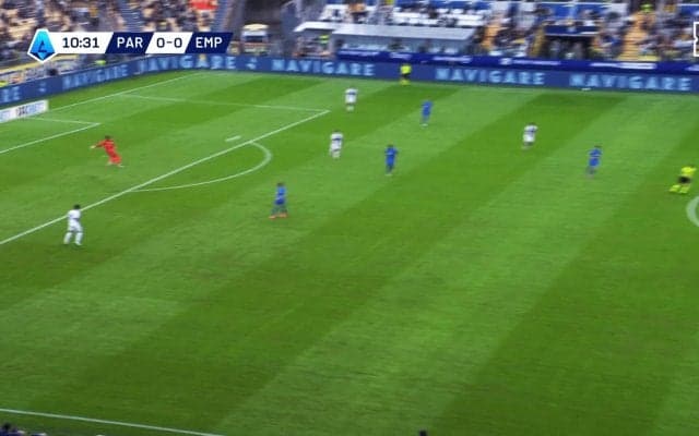 エグすぎ！ 鈴木彩艶、“70m級ロングフィード”で決定機演出「戦術ザイオン」「相変わらずレベチ」「たまらんね」ファン大興奮の瞬間