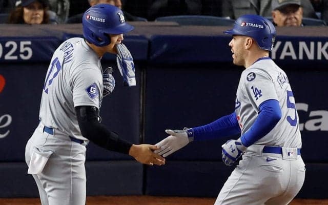 ドジャース、3連勝で世界一に王手！ 大谷翔平も“強行出場”で先制のホームイン…自身初WS制覇まであと1勝