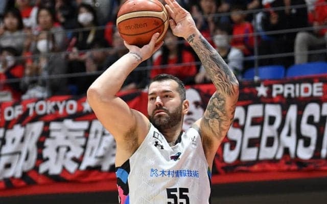 B1佐賀のハレルソンが右足関節脱臼骨折…日本代表経験持つ帰化選手、IL入りし長期離脱