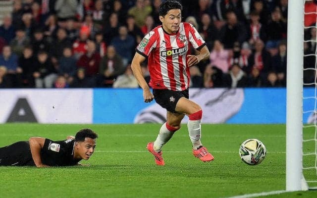 菅原由勢＆瀬古樹が日本人対決でいずれも得点関与の活躍！　菅原スーパークリアから決勝点奪ったセインツがベスト8進出【EFLカップ】