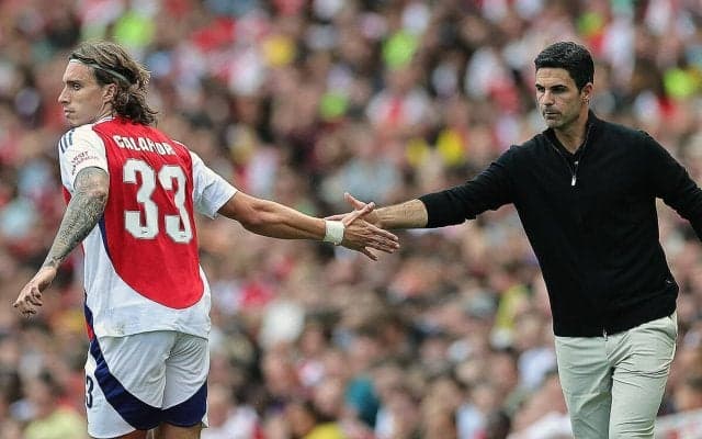 アルテタ監督が守備陣の離脱者に言及…カラフィオーリは「数週間」の離脱へ