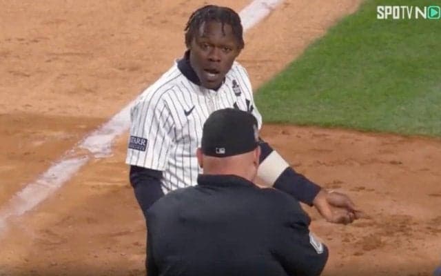 ヤ軍の問題児がキレた！ “微妙な判定”連発でついに着火… 審判への“怒りの抗議”に「退場させられるぞ」「そりゃキレるわ」