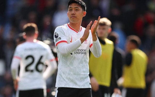 「明日プレーするに値する」リバプールで不遇の日本代表MF遠藤航、スロット監督はEFL杯の先発示唆しつつ「私が彼をリスペクトしているのは…」