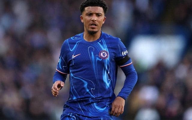 今夏加入のサンチョは公式戦2試合出番なしも、チェルシー指揮官の信頼変わらず「多くの試合に出場するだろう」