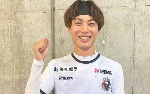 JFL高知の運命を左右する背番号「10」佐々木敦河、復帰初戦でチームに5試合ぶり得点もたらす「やっぱり前を向くこと」