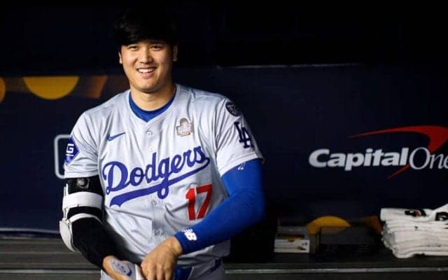 セレブ続々…ド軍vsヤ軍ファンの「比較をしよう」　“大谷愛”の米俳優も大興奮の顔ぶれ