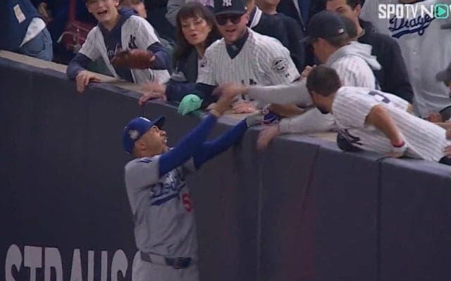 ふざけんなよ！ ベッツがブチギレ… “ありえないアクシデント” 迷惑ファンの暴挙に「一生出禁でいい」「ケガしたらどうする」