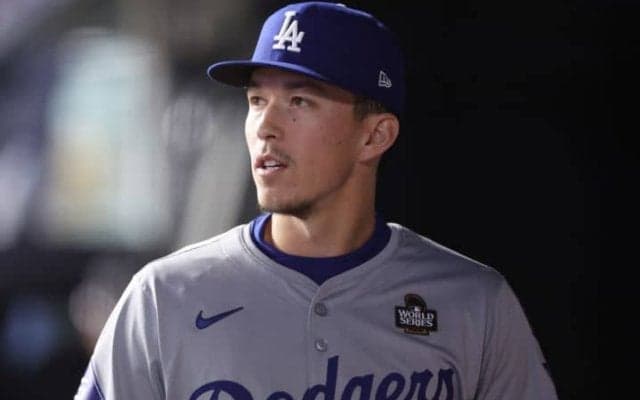 ヤ軍ファンの危険行為に「馬鹿げている」とエドマンも苦笑い…同僚ベッツの捕球を妨害「退場でよかった」「受け入れられない」