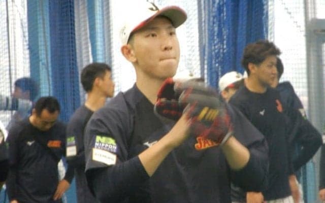 戸郷翔征が明かした「焼肉食事会」同僚・井上温大と中日・高橋宏斗、清水達也が宮崎で“決起”【プレミア12】