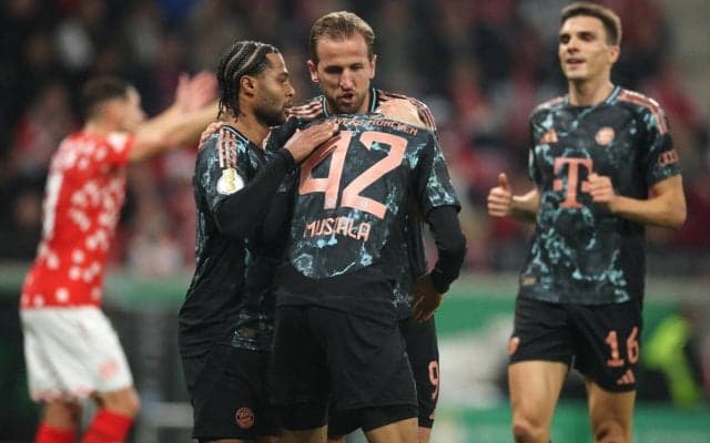 バイエルンやフライブルクが順当に3回戦進出！ボルシアMGは板倉が同点弾も10人のフランクフルトに惜敗…【DFBポカール】