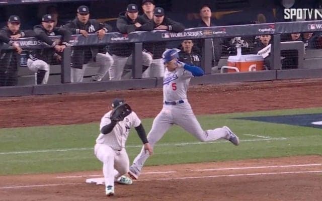 これは… フリーマン、“執念の激走”が「泣ける」 右足痛をこらえ“魂の全力プレー”「カッコ良すぎる」