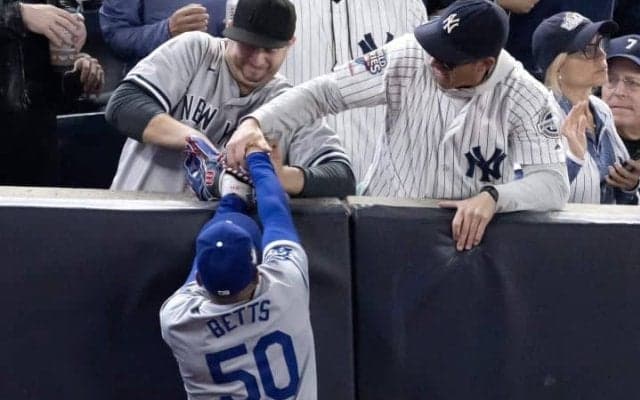 ベッツからボール強奪のファンが波紋…ヤ軍戦士は「そんなに深刻じゃない」と異論「あれはニューヨーカーが持つ情熱だ」