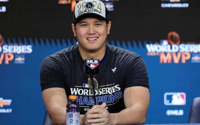 大谷翔平、長い1年に「僕は慣れてますけど彼女は…」　家族に感謝…WS制覇後の一問一答