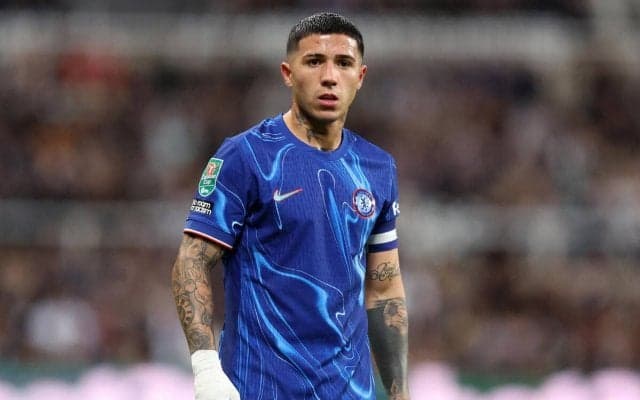 チェルシーMFが幼馴染のパートナーと別居…2人の子供の母が発表「これからもずっと家族」「お互いを支え合うつもり」