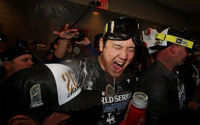 大谷翔平は「天然なん？」　今季4度目の美酒に“準備”もファンツッコミ「忘れてない？」