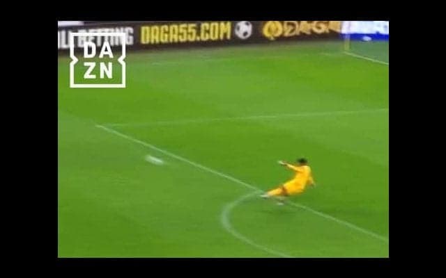 「めっちゃ飛ぶw」鈴木彩艶、“70m超人ロングフィード”で決定機演出！ ユヴェントスを切り裂く高精度パスに「CLレベル」「威力も質も高すぎ」