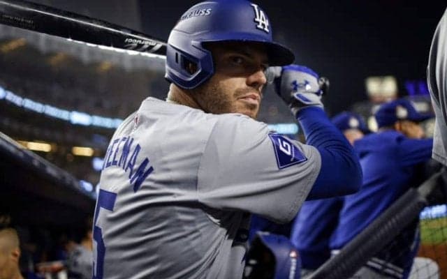 肋骨も折れていた…ワールドシリーズMVPに輝いたド軍フリーマンの壮絶真実「歩くのも痛く、呼吸するのも苦しい」