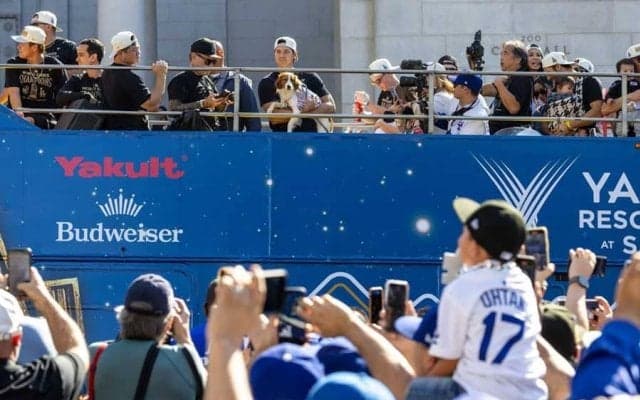 ド軍世界一パレードで少なかった背番号「17」　シーズンとは激変…LAが熱狂した36年ぶり歓喜