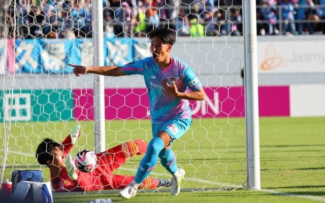 鳥栖に4カ月ぶりに勝利をもたらした寺山翼のJリーグ初ゴールがJ1通算2万6500ゴールのメモリアル弾に