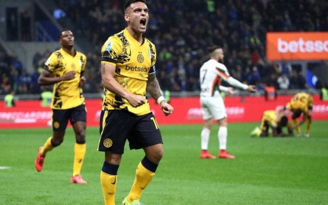 首位ナポリとの大一番を前に1pt差に、ラストプレー被弾取り消しのインテルがウノゼロ勝利【セリエA】